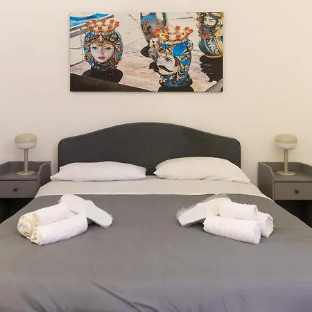 Dimora Artale In Cattedrale