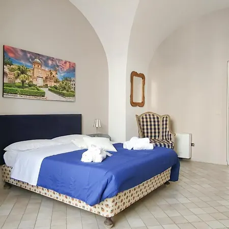 Dimora Artale In Cattedrale