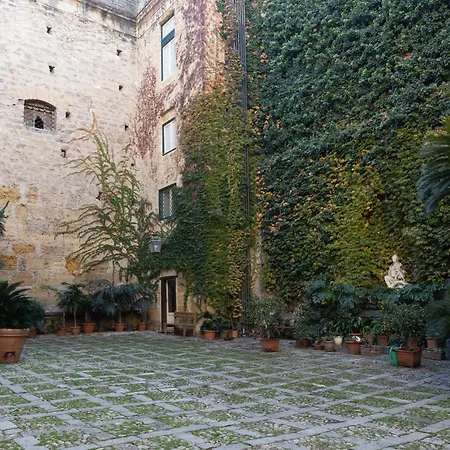 Dimora Artale In Cattedrale